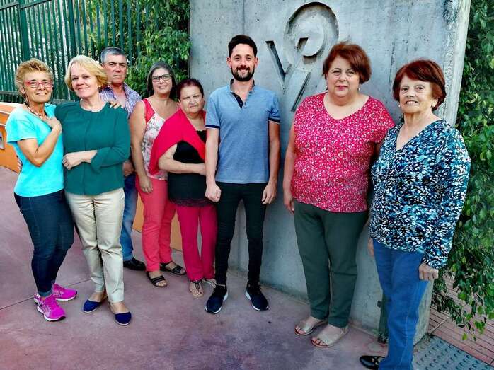 Jaime Medina, con miembros de su equipo directivo (Foto TA)